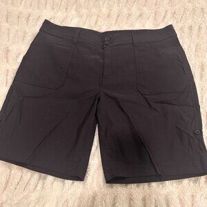 Women's Eddie Bauer Rolled Hem Bermuda Shorts Black size 16
